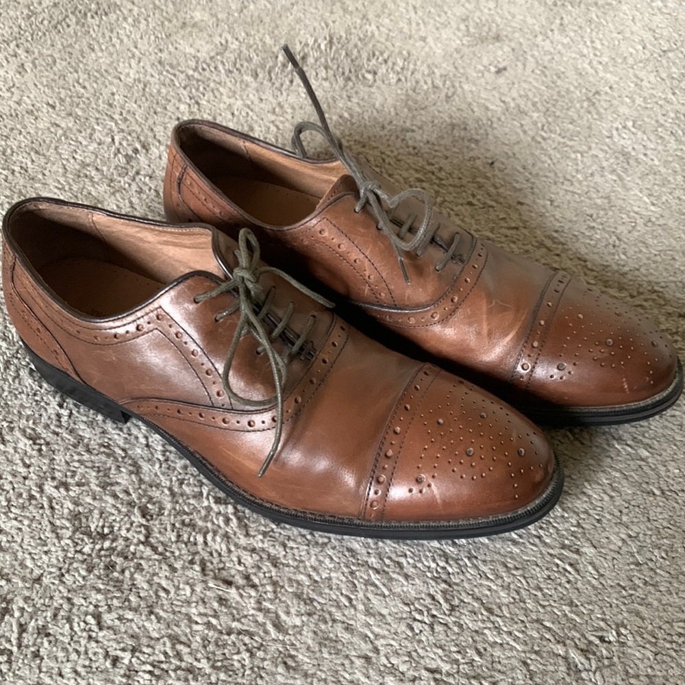 Johnston & Murphy Conard Cap-Toe Oxford